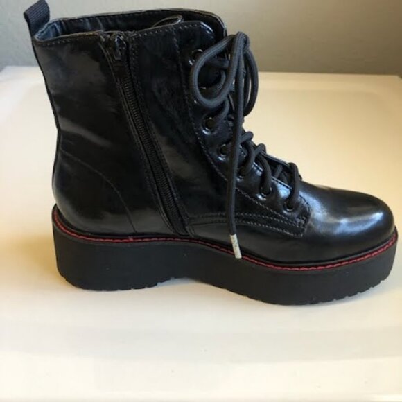 NWT COOL PLANET Steve Madden Kreed Black Patent Lace-Up Combat Boot 7.5 - Picture 3 of 7